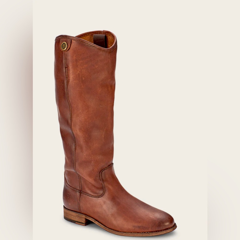Frye size 8.5 NWB
